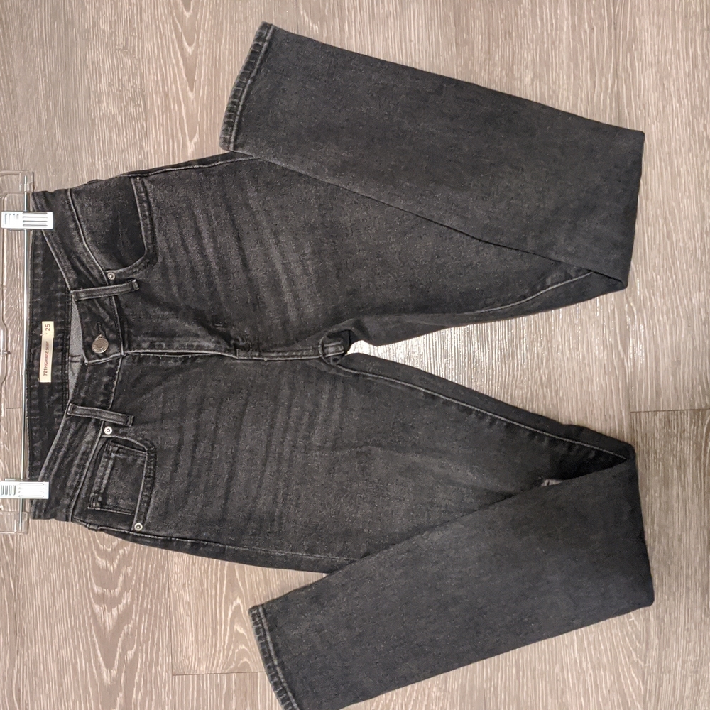 NWOT Levi's 721 high rise skinny SIZE 25 X 30